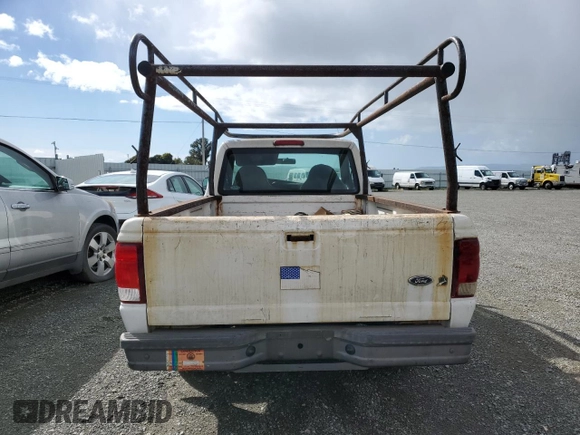 2000 Ford Ranger XL with VIN 1FTYR10V6YPA45523, listed as a Copart auction lot 49020935 with 153,652 mi miles and Clean Title. Bid and sale history available at carsss.com. Image 6.