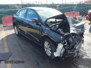 2014 Volkswagen Jetta Sedan SE w/Connectivity/Sunroof PZEV with VIN 3VWD17AJ5EM422359, listed as a IAAI auction lot 38090147 with 51,234 mi miles. Bid and sale history available at carsss.com. Image 1.