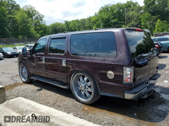 2000 Ford Excursion XLT с VIN 1FMNU41S0YEC33436, выставлен на аукционе Copart как лот 58967765 с пробегом 150 114 миль миль и Списание • Salvage title. История ставок и продаж доступна на DreamBid. Изображение 2.