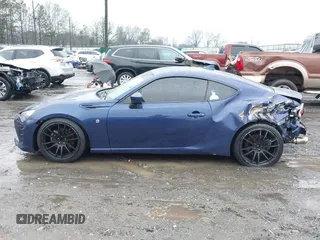 2017 Toyota 86 with VIN JF1ZNAA12H9703408, listed as a IAAI auction lot 41311374 with 90,661 mi miles. Bid and sale history available at carsss.com. Image 14.