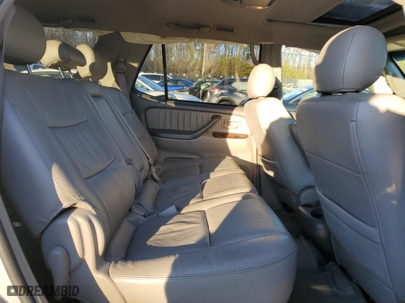 2006 Toyota Sequoia Limited with VIN 5TDBT48A06S260067, listed as a Copart auction lot 88425025 with 237,172 mi miles and Salvage Title. Bid and sale history available at carsss.com. Image 11.
