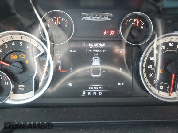 2015 Ram 1500 Express with VIN 1C6RR6FT3FS762079, listed as a Copart auction lot 61218165 with 164,745 mi miles and Clean title. Bid and sale history available at DreamBid. Image 9.