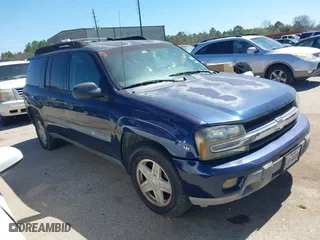 2003 Chevrolet TrailBlazer EXT LT with VIN 1GNES16PX36244628, listed as a IAAI auction lot 41736643 with 211,220 mi miles. Bid and sale history available at carsss.com. Image 1.