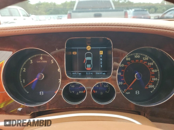 2005 Bentley Continental GT GT with VIN SCBCR63W55C025524, listed as a Copart auction lot 59310425 with 30,695 mi miles and Salvage title. Bid and sale history available at DreamBid. Image 9.