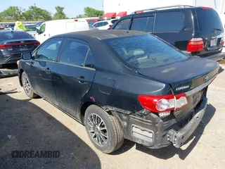 2011 Toyota Corolla L with VIN 2T1BU4EE9BC633887, listed as a IAAI auction lot 41851098 with 187,746 mi miles. Bid and sale history available at carsss.com. Image 3.
