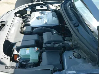 2016 Hyundai Sonata SE with VIN KMHE24L19GA026043, listed as a IAAI auction lot 42509514 with 183,266 mi miles and . Bid and sale history available at DreamBid. Image 19.