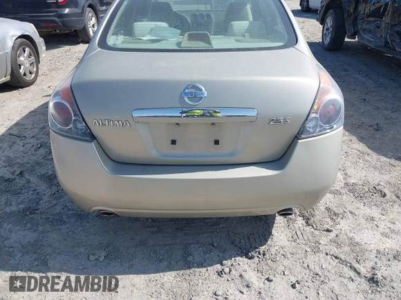 2009 Nissan Altima 2.5 S with VIN 1N4AL21E69N445043, listed as a IAAI auction lot 42141999 with 156,010 mi miles. Bid and sale history available at carsss.com. Image 6.