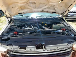 2019 Ford F-250 XL z VIN 1FT7W2BT5KED93161, wystawiony jako Copart lot #59251275 z przebiegiem 156 118 mil mil oraz Czysty tytuł • Clean title. Historia ofert i sprzedaży dostępna na DreamBid. Obrazek 11.
