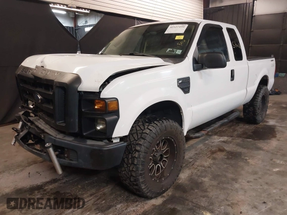 2008 Ford F-250 XL with VIN 1FTSX21518EE05308, listed as a IAAI auction lot 42322159 with 218,626 mi miles and . Bid and sale history available at DreamBid. Image 2.
