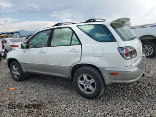 2002 Lexus RX 300 with VIN JTJGF10U620139619, listed as a Copart auction lot 71085684 with 218,040 mi miles and Salvage Title. Bid and sale history available at carsss.com. Image 2.