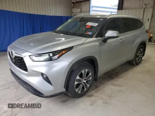2023 Toyota Highlander L z VIN 5TDKDRAH3PS515569, wystawiony jako Copart lot #52740835 z przebiegiem 29 384 mil mil oraz Szkoda całkowita • Salvage title. Historia ofert i sprzedaży dostępna na DreamBid. Obrazek 1.