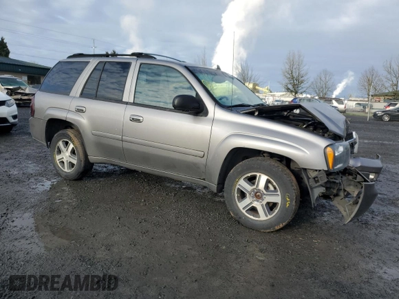 2006 Chevrolet TrailBlazer LS with VIN 1GNDT13S962174360, listed as a Copart auction lot 51374335 with 211,184 mi miles and Salvage Title. Bid and sale history available at DreamBid. Image 4.