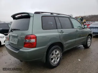 2005 Toyota Highlander with VIN JTEGP21A950088501, listed as a Copart auction lot 39482414 with 257,411 mi miles and Salvage Title. Bid and sale history available at carsss.com. Image 3.