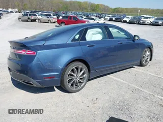 2019 Lincoln MKZ Reserve I z VIN 3LN6L5C96KR609147, wystawiony jako IAAI lot #42050122 z przebiegiem 61 813 mil mil oraz . Historia ofert i sprzedaży dostępna na DreamBid. Obrazek 4.