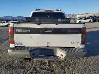 2000 Nissan Frontier XE z VIN 1N6ED27T3YC422129, wystawiony jako Copart lot #46668975 z przebiegiem 333 836 mil mil oraz Szkoda całkowita • Salvage title. Historia ofert i sprzedaży dostępna na DreamBid. Obrazek 6.