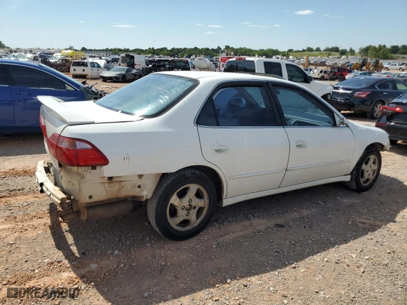 1999 Honda Accord Sdn EX with VIN JHMCG5657XC021847, listed as a Copart auction lot 61145114 with 260,581 mi miles and Salvage Title. Bid and sale history available at carsss.com. Image 3.