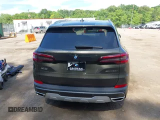 2021 BMW X5 xDrive40i with VIN 5UXCR6C06M9G21960, listed as a IAAI auction lot 42315496 with 41,580 mi miles and . Bid and sale history available at DreamBid. Image 17.
