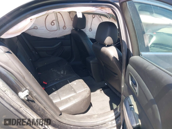 2015 Chevrolet Malibu LT with VIN 1G11D5SL9FF171390, listed as a IAAI auction lot 42044041 with 177,364 mi miles and . Bid and sale history available at DreamBid. Image 8.