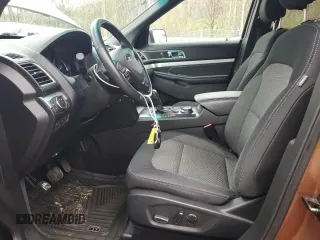 2017 Ford Explorer XLT z VIN 1FM5K8D88HGB20478, wystawiony jako Copart lot #52728475 z przebiegiem 112 910 mil mil oraz Szkoda całkowita • Salvage title. Historia ofert i sprzedaży dostępna na DreamBid. Obrazek 7.