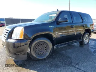 2009 GMC Yukon z VIN 1GKFK13599R214791, wystawiony jako Copart lot #76312804 z przebiegiem 200 908 mil mil oraz Czysty tytuł • Clean title. Historia ofert i sprzedaży dostępna na DreamBid. Obrazek 1.