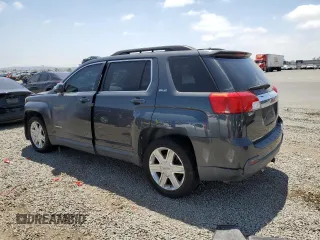 2011 GMC Terrain SLE-2 z VIN 2CTALSEC4B6249281, wystawiony jako Copart lot #57477015 z przebiegiem 152 583 mil mil oraz Szkody całkowita. Historia ofert i sprzedaży dostępna na DreamBid. Obrazek 2.