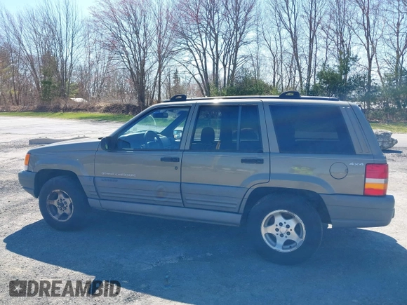 1997 Jeep Grand Cherokee Laredo с VIN 1J4GZ58S7VC713517, выставлен на аукционе IAAI как лот 42062214 с пробегом 205 533 миль миль и . История ставок и продаж доступна на DreamBid. Изображение 12.