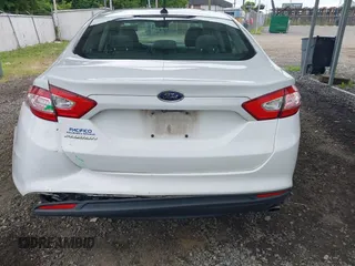 2016 Ford Fusion S with VIN 3FA6P0G74GR221383, listed as a IAAI auction lot 42442456 with 109,144 mi miles and . Bid and sale history available at DreamBid. Image 16.