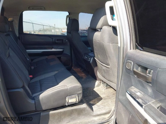 2014 Toyota Tundra 2WD Truck SR5 with VIN 5TFEY5F19EX172246, listed as a IAAI auction lot 41559720 with 159,744 mi miles. Bid and sale history available at carsss.com. Image 8.
