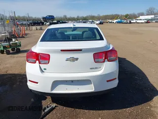 2015 Chevrolet Malibu LT with VIN 1G11D5SL9FF103431, listed as a IAAI auction lot 42093697 with 137,812 mi miles and . Bid and sale history available at DreamBid. Image 17.