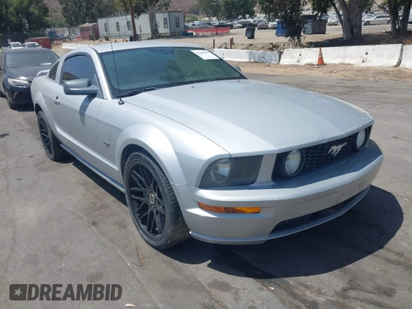 2006 Ford Mustang GT Deluxe with VIN 1ZVHT82H365238039, listed as a IAAI auction lot 42582693 with 129,327 mi miles and . Bid and sale history available at DreamBid. Image 1.
