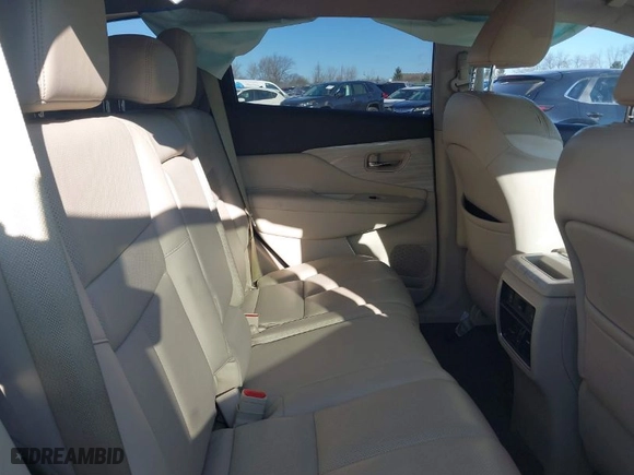 2016 Nissan Murano S with VIN 5N1AZ2MH1GN144560, listed as a IAAI auction lot 41230648 with 61,800 mi miles. Bid and sale history available at carsss.com. Image 8.