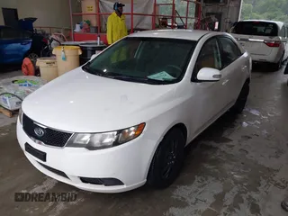 2010 Kia Forte EX z VIN KNAFU4A29A5858736, wystawiony jako IAAI lot #42357724 z przebiegiem 181 399 mil mil oraz . Historia ofert i sprzedaży dostępna na DreamBid. Obrazek 2.