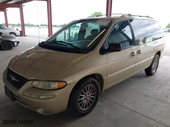 2000 Chrysler Town & Country Limited with VIN 1C4GP64L6YB609675, listed as a IAAI auction lot 41980552 with 183,181 mi miles. Bid and sale history available at carsss.com. Image 2.