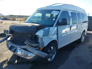 2004 GMC Savana Cargo Van YF7 Upfitter with VIN 1GDFG15T741231326, listed as a IAAI auction lot 41114249 with 291,492 mi miles. Bid and sale history available at carsss.com. Image 6.