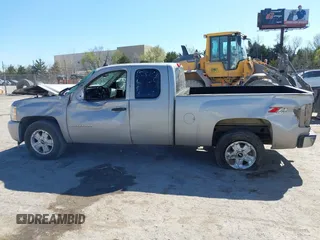 2009 Chevrolet Silverado 1500 LT with VIN 1GCEK29J29Z238478, listed as a IAAI auction lot 41838442 with 156,947 mi miles. Bid and sale history available at carsss.com. Image 15.