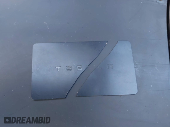 2020 Tesla Model 3 Performance z VIN 5YJ3E1EC5LF791879, wystawiony jako IAAI lot #41302692 z przebiegiem 76 502 mil mil oraz . Historia ofert i sprzedaży dostępna na DreamBid. Obrazek 11.