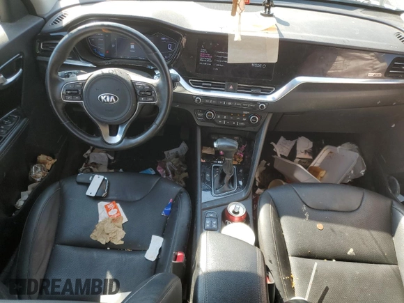 2020 Kia Niro EX Premium with VIN KNDCE3LC8L5421039, listed as a Copart auction lot 71419004 with 104,070 mi miles and Salvage Title. Bid and sale history available at carsss.com. Image 8.