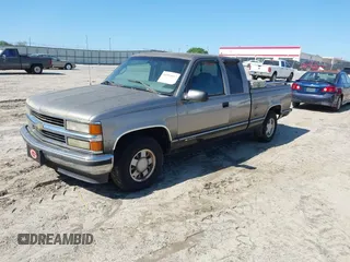 1998 Chevrolet Silverado 1500 with VIN 2GCEC19R7W1191255, listed as a IAAI auction lot 41993017 with 175,742 mi miles and . Bid and sale history available at DreamBid. Image 2.