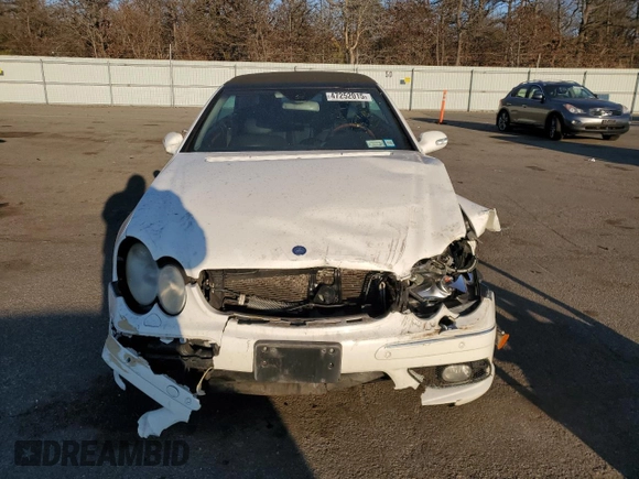 2005 Mercedes-Benz CLK 500 z VIN WDBTK75G75T049996, wystawiony jako Copart lot #47252015 z przebiegiem 141 969 mil mil oraz Szkoda całkowita • Salvage title. Historia ofert i sprzedaży dostępna na DreamBid. Obrazek 5.