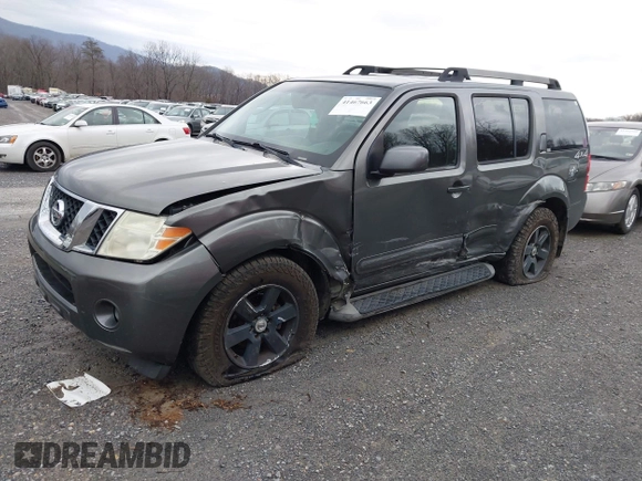 2008 Nissan Pathfinder S z VIN 5N1AR18B48C650137, wystawiony jako IAAI lot #41467663 z przebiegiem 300 846 mil mil oraz . Historia ofert i sprzedaży dostępna na DreamBid. Obrazek 18.