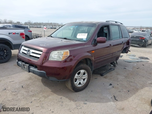2008 Honda Pilot VP with VIN 5FNYF28298B024958, listed as a IAAI auction lot 41795162 with 196,394 mi miles. Bid and sale history available at carsss.com. Image 2.