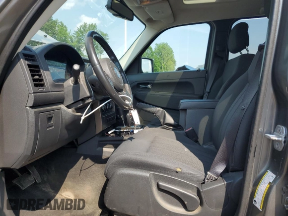 2012 Jeep Liberty Sport z VIN 1C4PJMAK1CW120233, wystawiony jako Copart lot #59922665 z przebiegiem 85 217 mil mil oraz Czysty tytuł • Clean title. Historia ofert i sprzedaży dostępna na DreamBid. Obrazek 7.