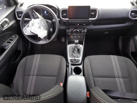 2021 Hyundai Venue SEL z VIN KMHRC8A32MU073158, wystawiony jako Copart lot #84608014 z przebiegiem 83 666 mil mil oraz Szkody całkowita. Historia ofert i sprzedaży dostępna na DreamBid. Obrazek 8.