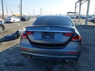 2023 Mercedes-Benz E-Class E 350 with VIN W1KZF8DBXPB134177, listed as a IAAI auction lot 41601432 with 31,023 mi miles. Bid and sale history available at carsss.com. Image 17.