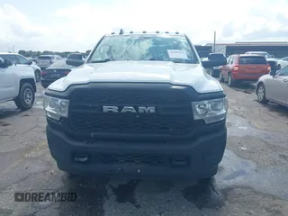 2020 Ram 2500 Tradesman z VIN 3C6UR4HL4LG266478, wystawiony jako IAAI lot #42508474 z przebiegiem 125 048 mil mil oraz . Historia ofert i sprzedaży dostępna na DreamBid. Obrazek 12.