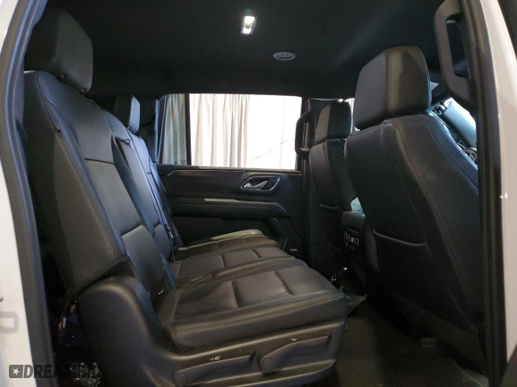 2022 Chevrolet Suburban LT with VIN 1GNSKCKDXNR165519, listed as a Copart auction lot 63389654 with 139,715 mi miles and Clean Title. Bid and sale history available at carsss.com. Image 11.