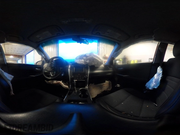 2017 Toyota Camry XLE with VIN 4T1BF1FK2HU633816, listed as a IAAI auction lot 41010588 with 73,403 mi miles and . Bid and sale history available at DreamBid. Image 18.