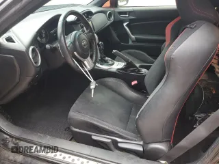 2016 Scion FR-S z VIN JF1ZNAA19G8702194, wystawiony jako Copart lot #56176685 z przebiegiem 116 445 mil mil oraz Szkoda całkowita • Salvage title. Historia ofert i sprzedaży dostępna na DreamBid. Obrazek 7.
