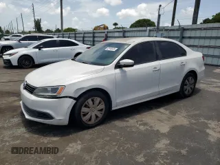 2014 Volkswagen Jetta SE with VIN 3VWD17AJ9EM366958, listed as a Copart auction lot 62948535 with 120,078 mi miles and Clean title. Bid and sale history available at DreamBid. Image 1.