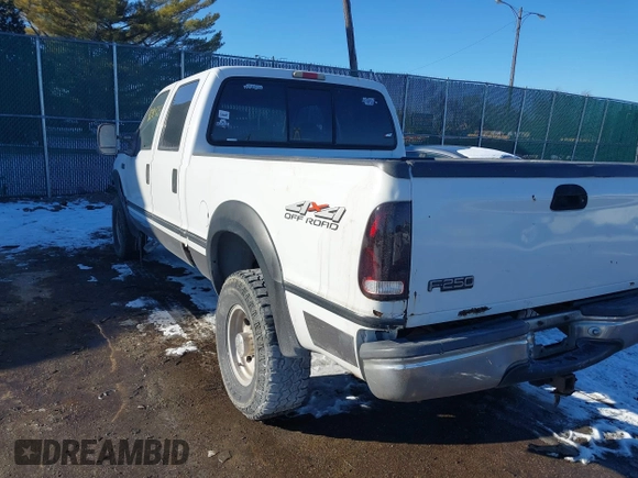 1999 Ford Super Duty F-250 XL with VIN 1FTNW21F9XEC14744, listed as a IAAI auction lot 41290325 with 200,113 mi miles. Bid and sale history available at carsss.com. Image 3.